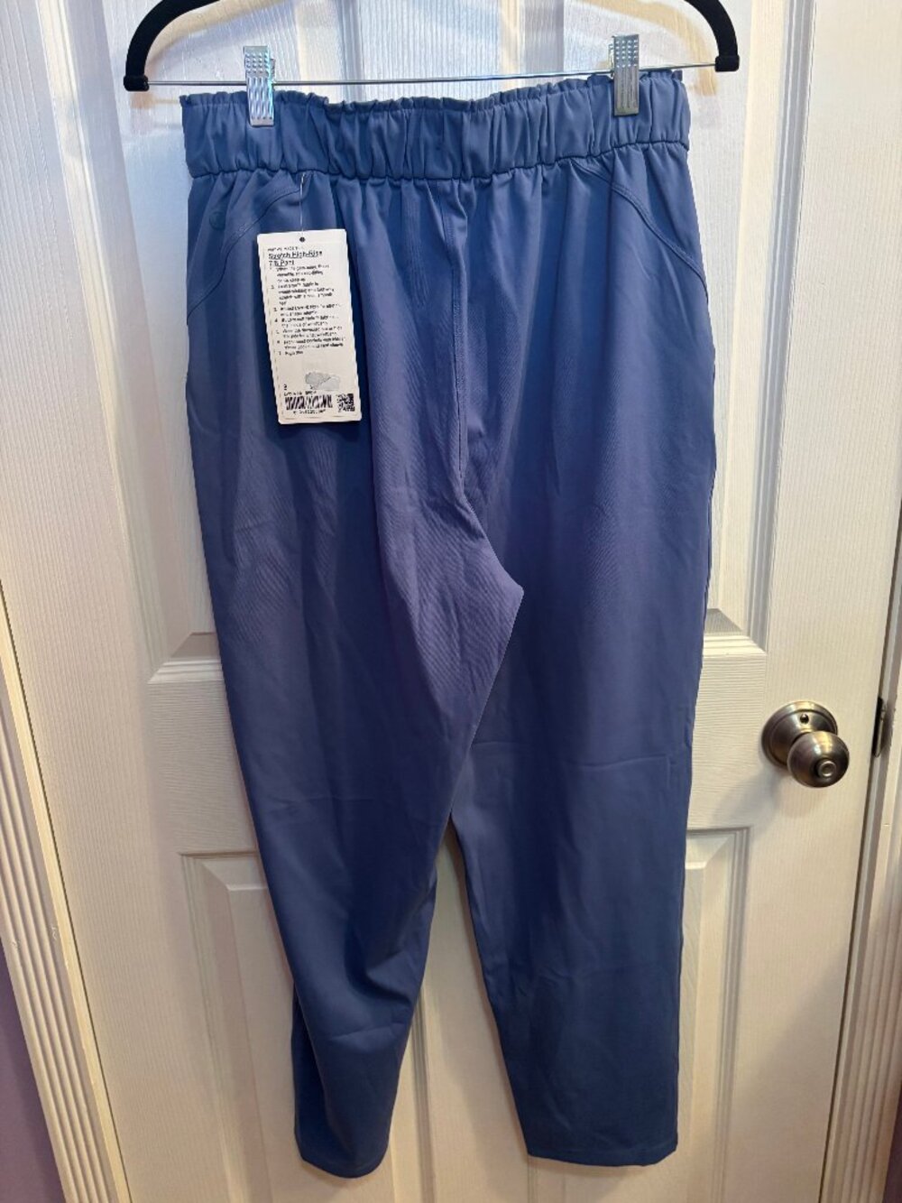 NEW Lululemon High Rise Stretch Pants Size 8